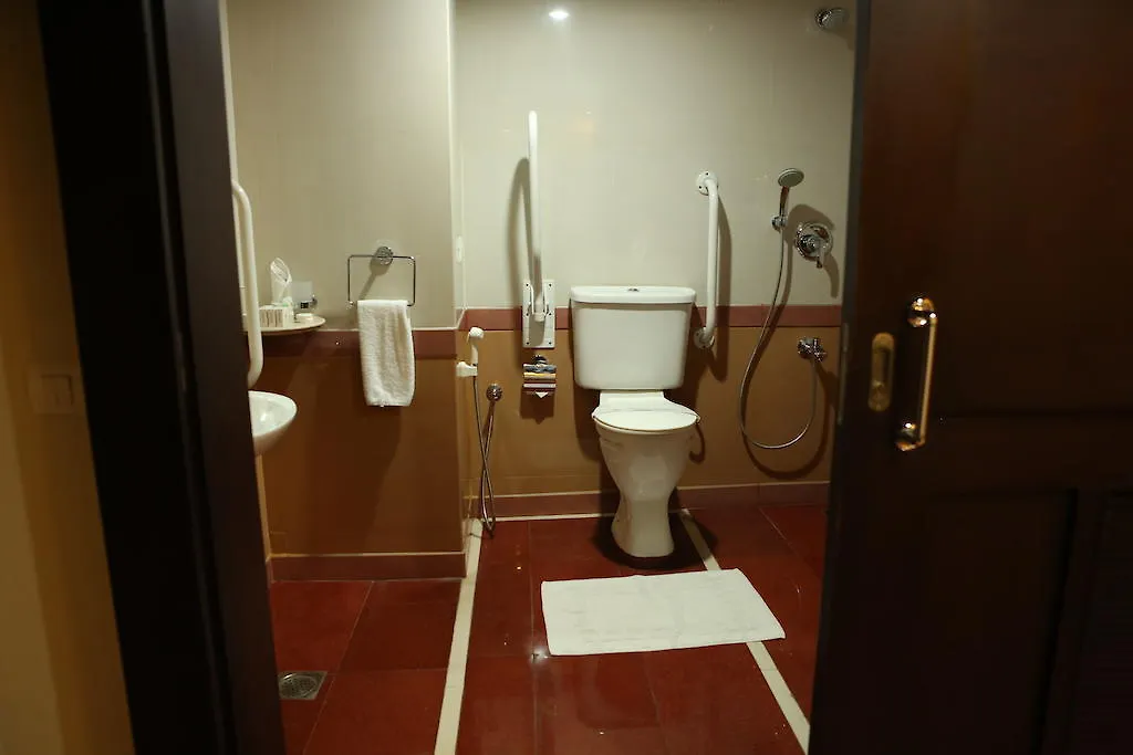 Hotel Airlink Castle Nedumbassery