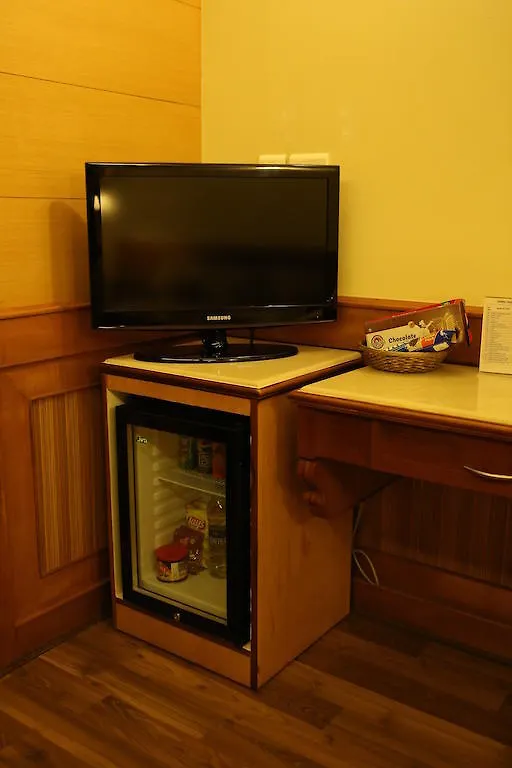****  Hotel Airlink Castle Nedumbassery India