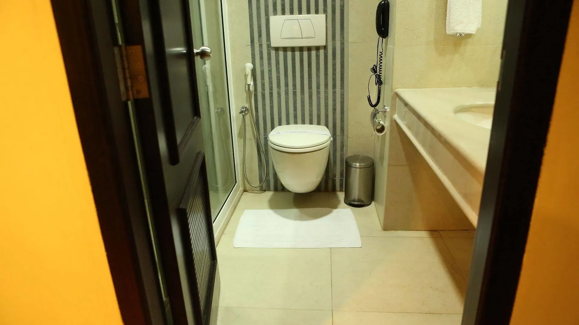 Hotel Airlink Castle Nedumbassery